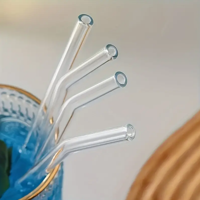 Ensemble de pailles en verre